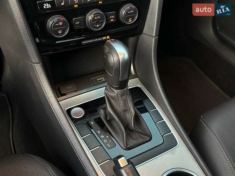Седан Volkswagen Passat 2021 в Одессе