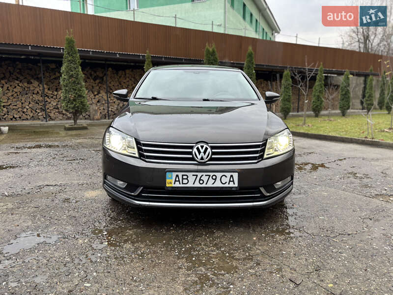 Седан Volkswagen Passat 2013 в Солотвине