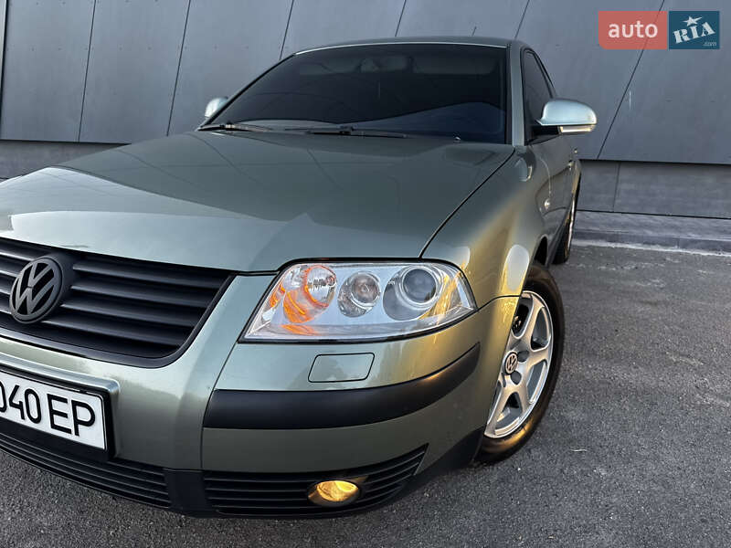 Седан Volkswagen Passat 2003 в Кременчуге фото 12 Седан Volkswagen Passat 2003 в Кременчуге
