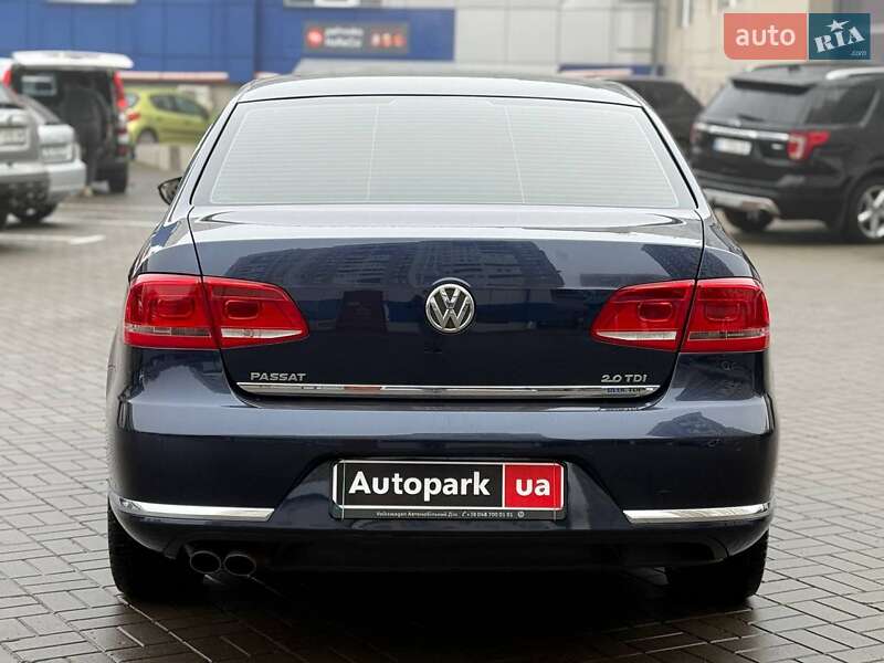 Седан Volkswagen Passat 2012 в Одессе