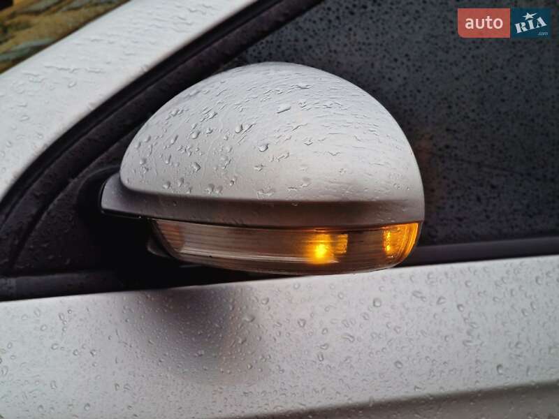 Универсал Volkswagen Passat 2008 в Стрые