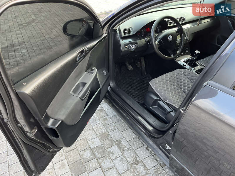 Универсал Volkswagen Passat 2006 в Запорожье
