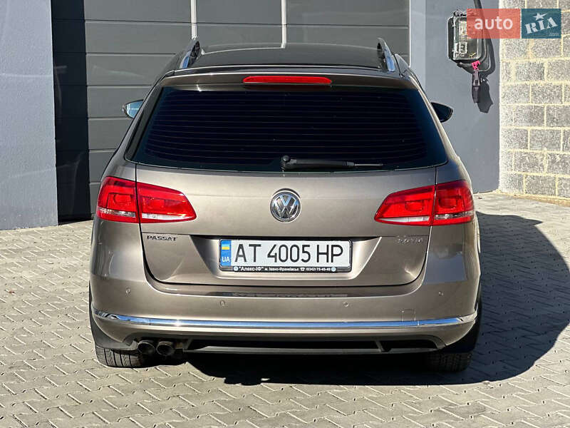 Универсал Volkswagen Passat 2011 в Надворной