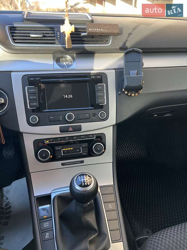 Універсал Volkswagen Passat 2011 в Буську фото 8 Універсал Volkswagen Passat 2011 в Буську