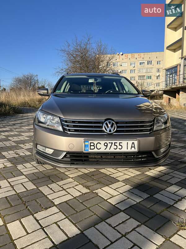 Volkswagen Passat 2011