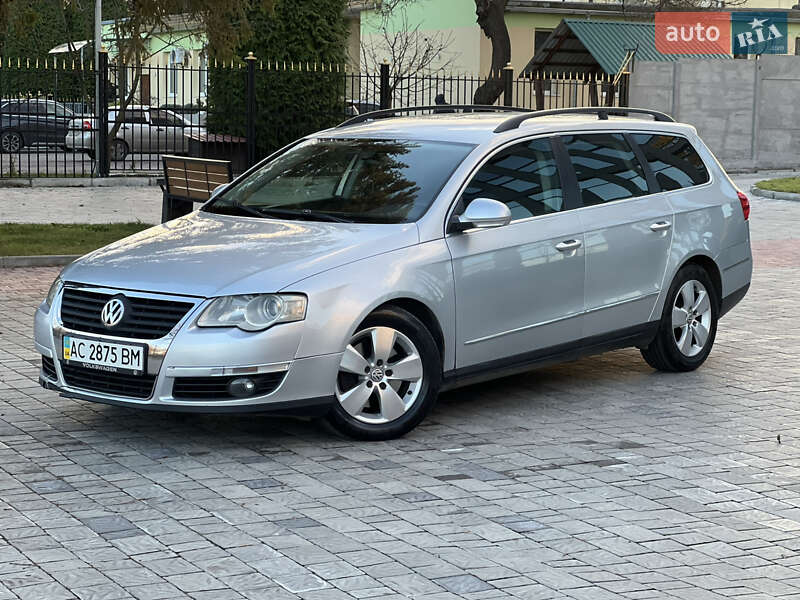Универсал Volkswagen Passat 2006 в Ровно