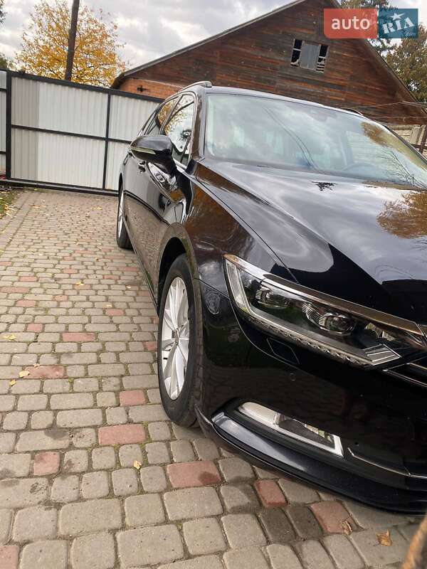 Універсал Volkswagen Passat 2016 в Володимирі
