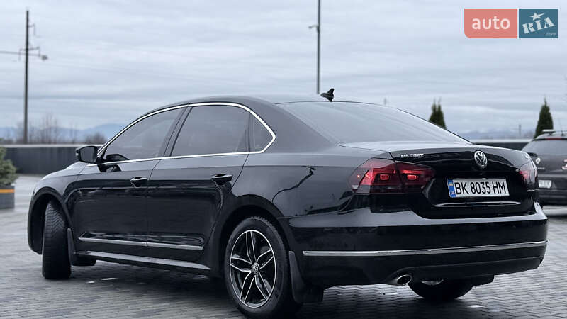 Седан Volkswagen Passat 2015 в Хусте