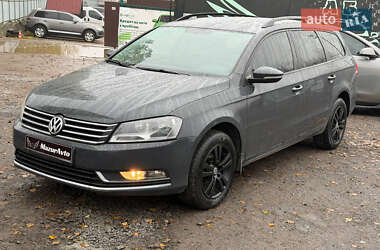 Універсал Volkswagen Passat 2011 в Хмельницькому