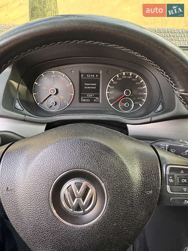 Седан Volkswagen Passat 2014 в Лозовой