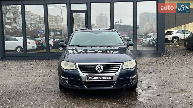 Седан Volkswagen Passat 2006 в Киеве
