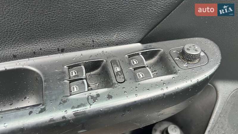 Седан Volkswagen Passat 2006 в Киеве