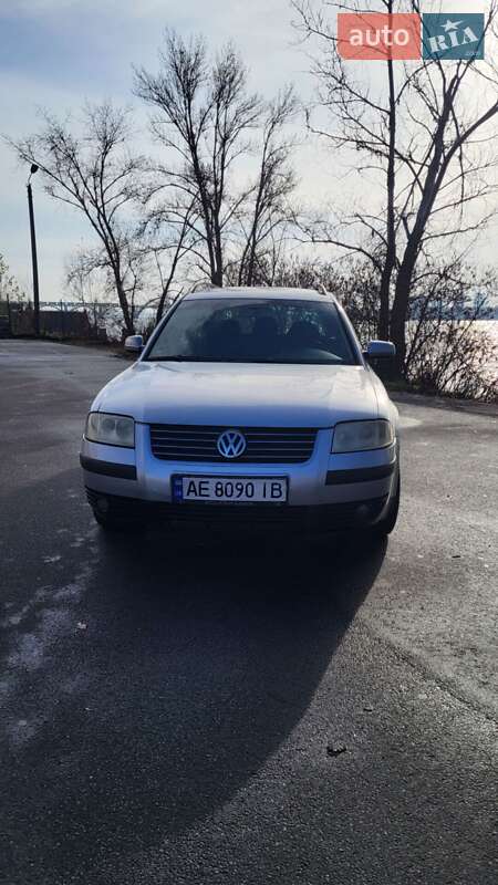 Универсал Volkswagen Passat 2003 в Днепре