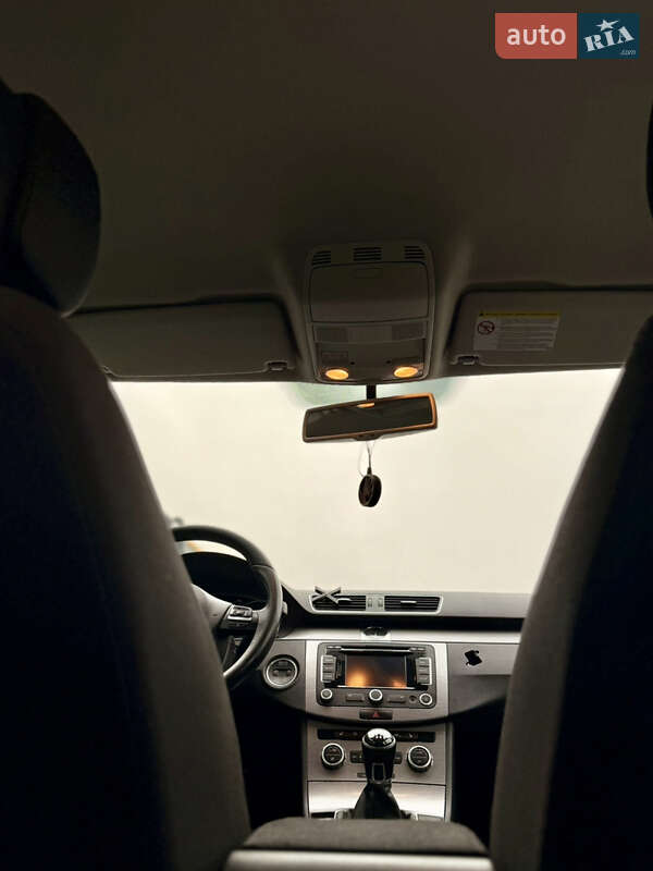 Универсал Volkswagen Passat 2013 в Софиевской Борщаговке