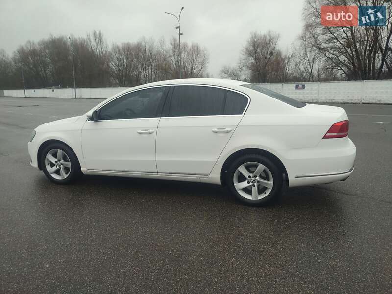 Седан Volkswagen Passat 2013 в Киеве фото 10 Седан Volkswagen Passat 2013 в Киеве