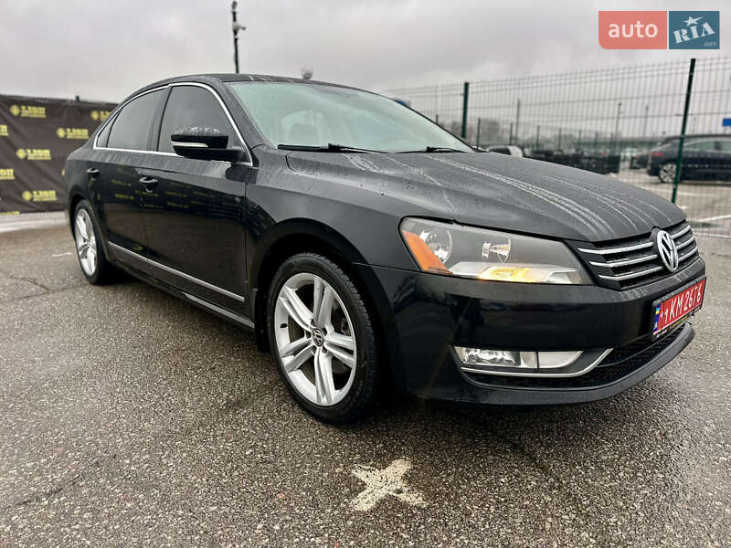 Седан Volkswagen Passat 2014 в Киеве