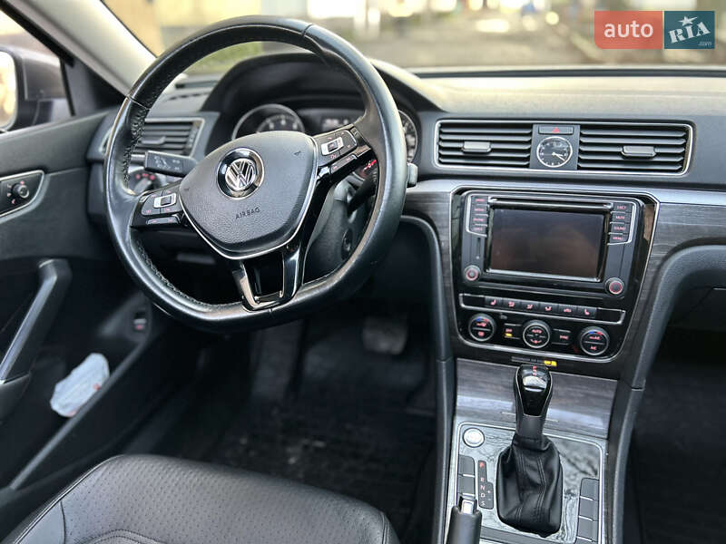 Седан Volkswagen Passat 2017 в Днепре фото 19 Седан Volkswagen Passat 2017 в Днепре