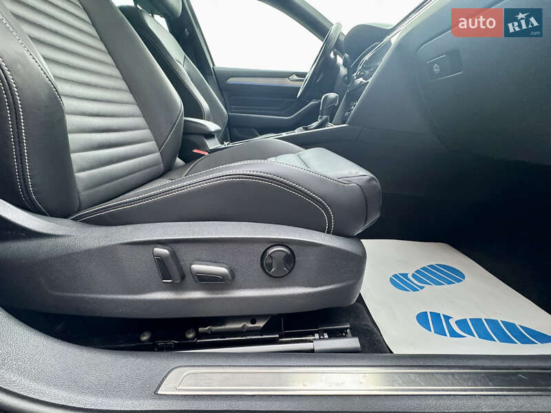 Универсал Volkswagen Passat 2020 в Луцке