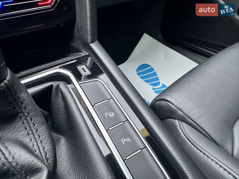 Универсал Volkswagen Passat 2020 в Луцке