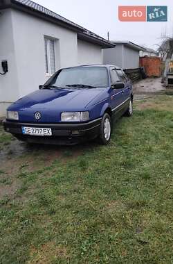 Седан Volkswagen Passat 1989 в Черновцах