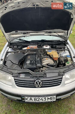 Седан Volkswagen Passat 1998 в Фастове