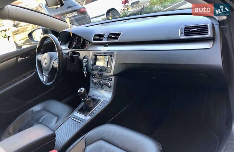 Универсал Volkswagen Passat 2014 в Черновцах