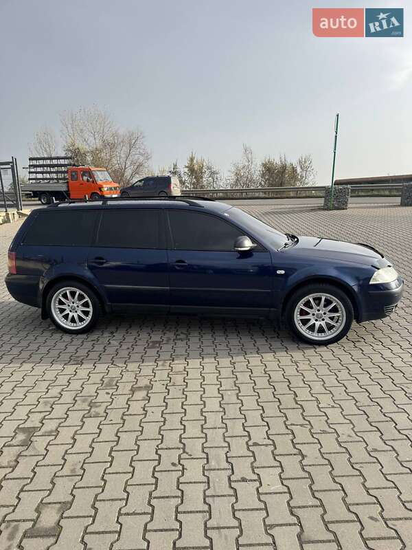 Універсал Volkswagen Passat 2002 в Глибокій