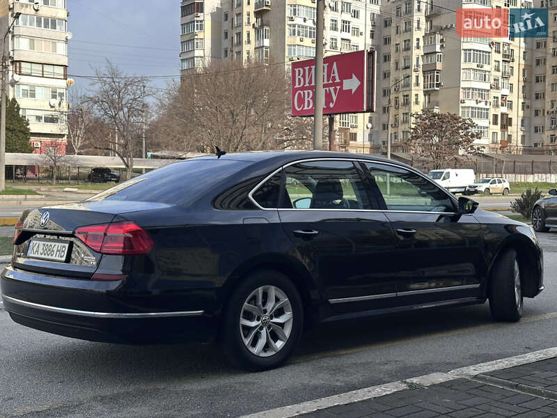Седан Volkswagen Passat 2016 в Запорожье
