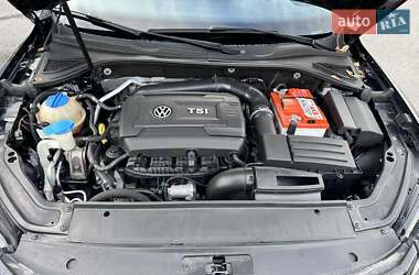 Седан Volkswagen Passat 2016 в Запорожье