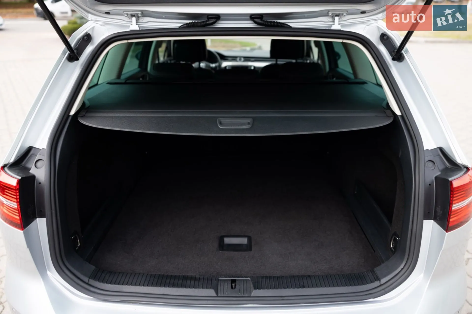 2015 Volkswagen Passat - мініатюра 28