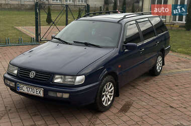 Универсал Volkswagen Passat 1994 в Стрые