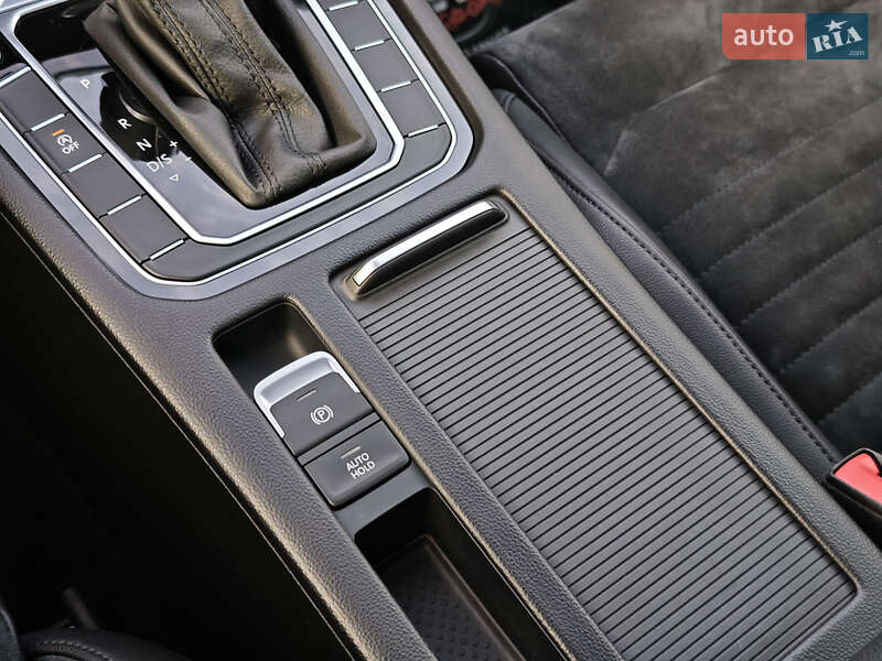 Универсал Volkswagen Passat 2019 в Луцке