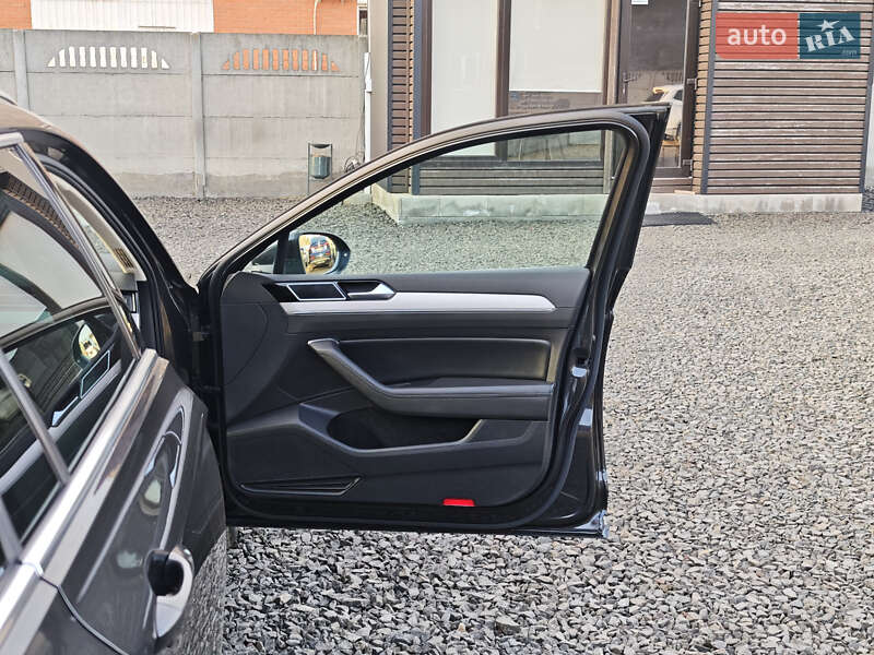 Универсал Volkswagen Passat 2019 в Луцке