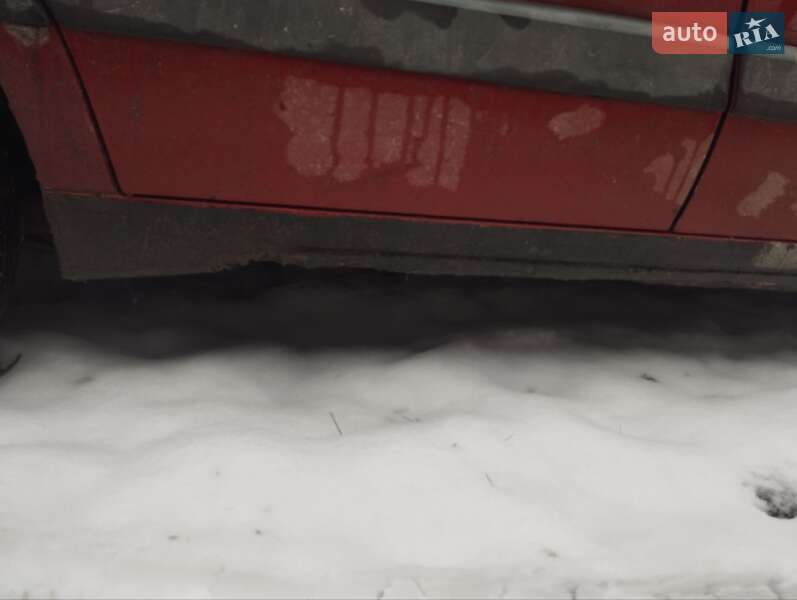 Седан Volkswagen Passat 1991 в Бродах