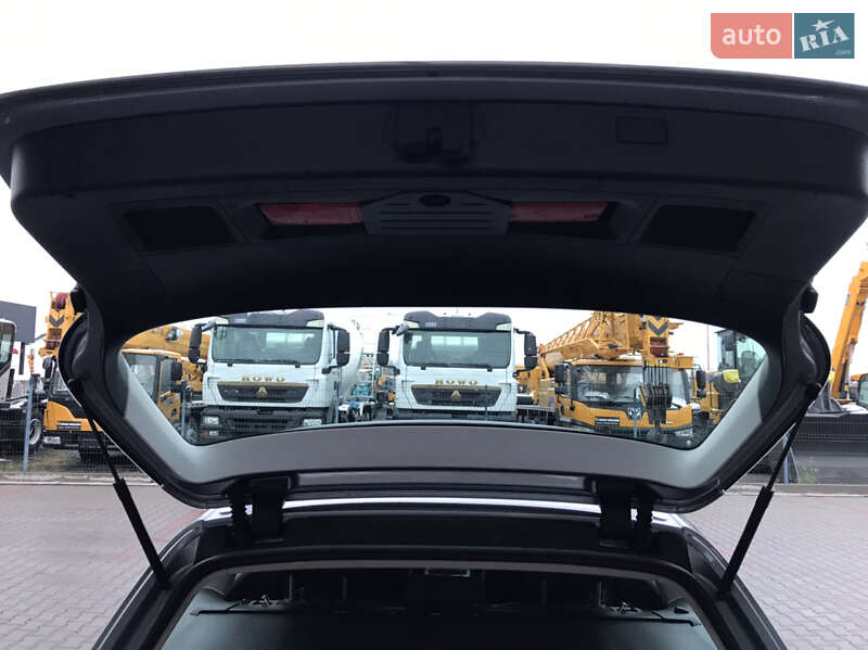 Универсал Volkswagen Passat 2009 в Луцке