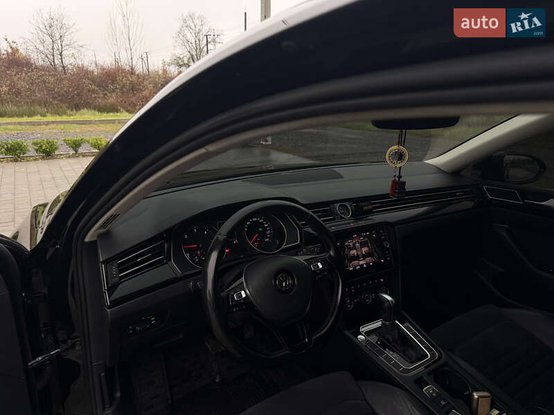 Седан Volkswagen Passat 2018 в Виноградове фото 69 Седан Volkswagen Passat 2018 в Виноградове