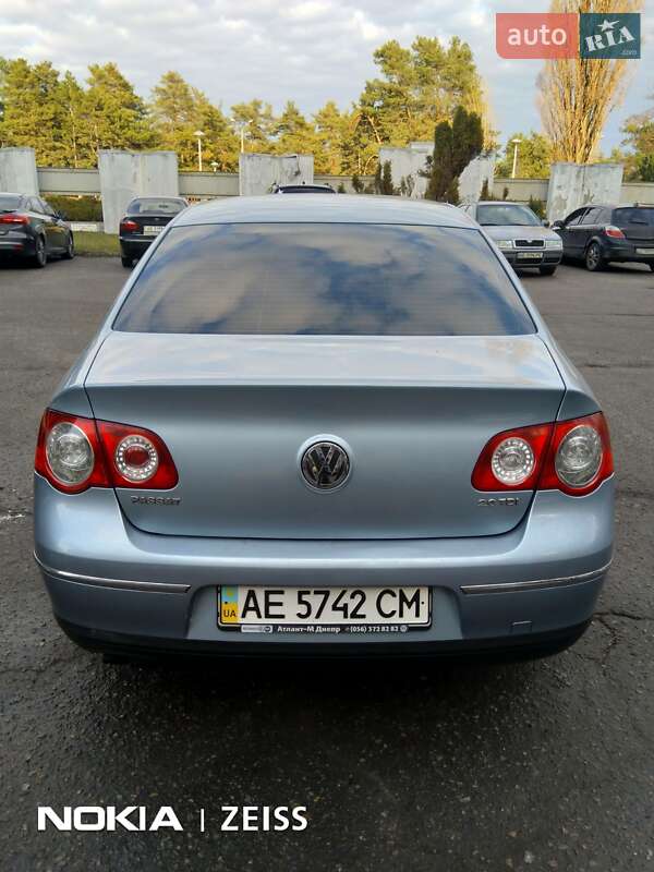 Седан Volkswagen Passat 2007 в Днепре