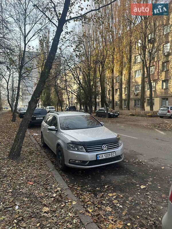 Универсал Volkswagen Passat 2012 в Коцюбинском