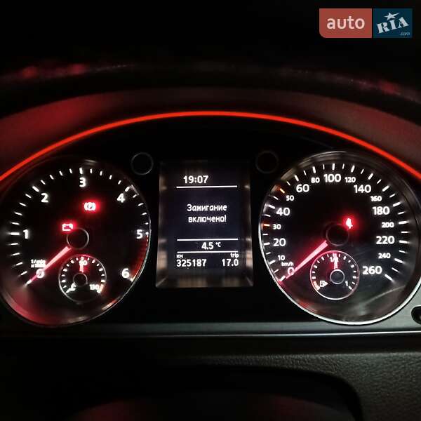 Универсал Volkswagen Passat 2012 в Коцюбинском