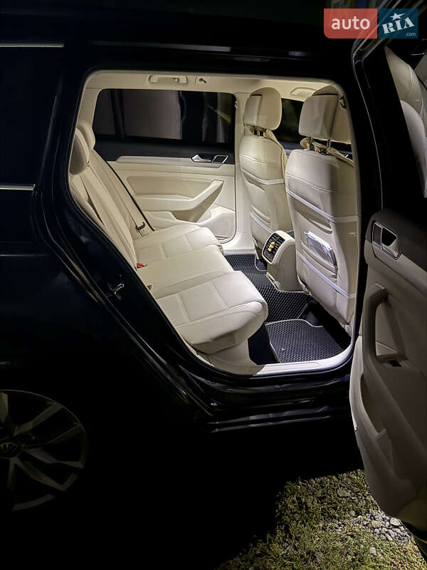 Універсал Volkswagen Passat 2018 в Вінниці