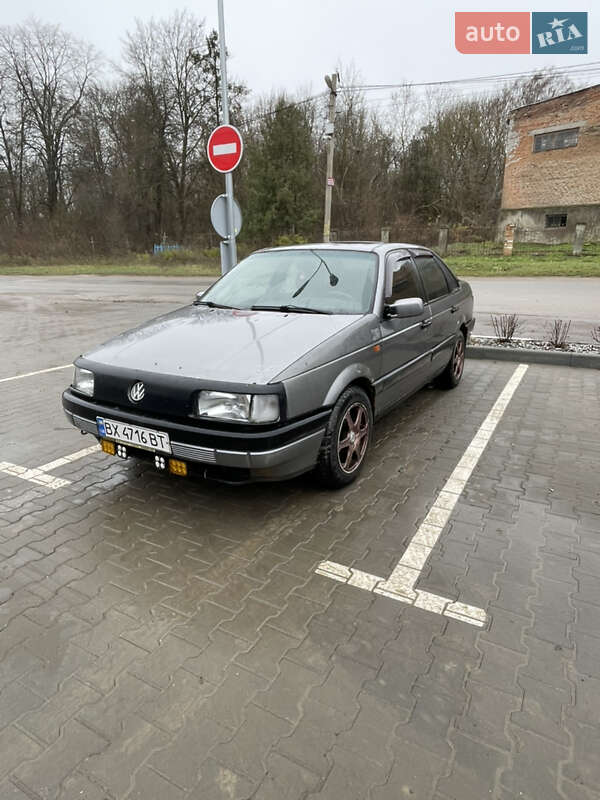 Volkswagen Passat 1992