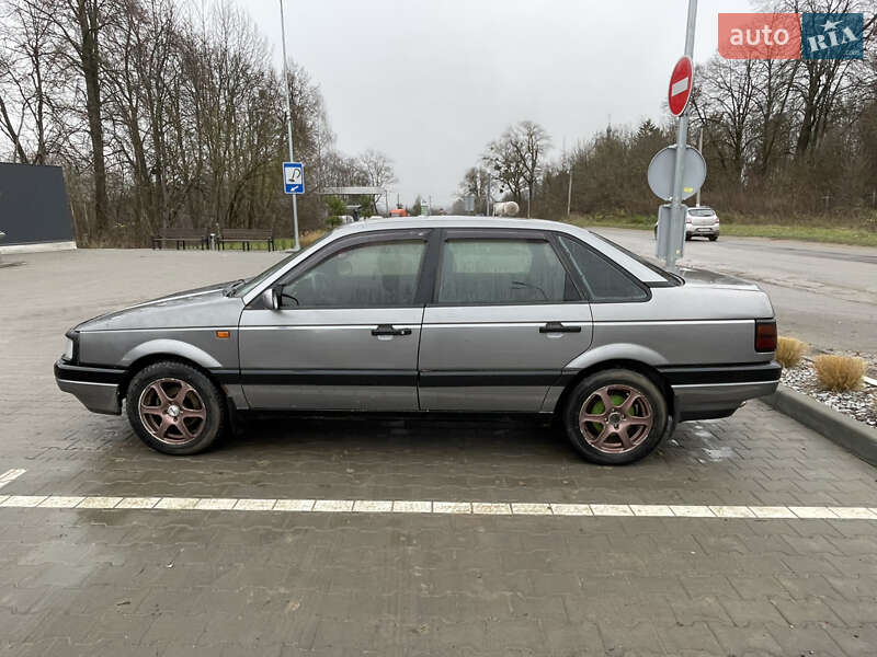 Седан Volkswagen Passat 1992 в Віньківцях фото 6 Седан Volkswagen Passat 1992 в Віньківцях