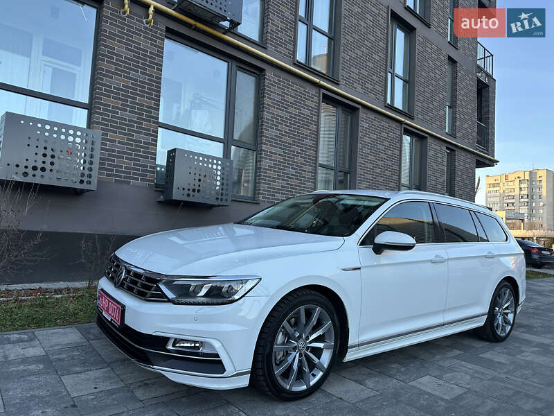 Универсал Volkswagen Passat 2017 в Львове