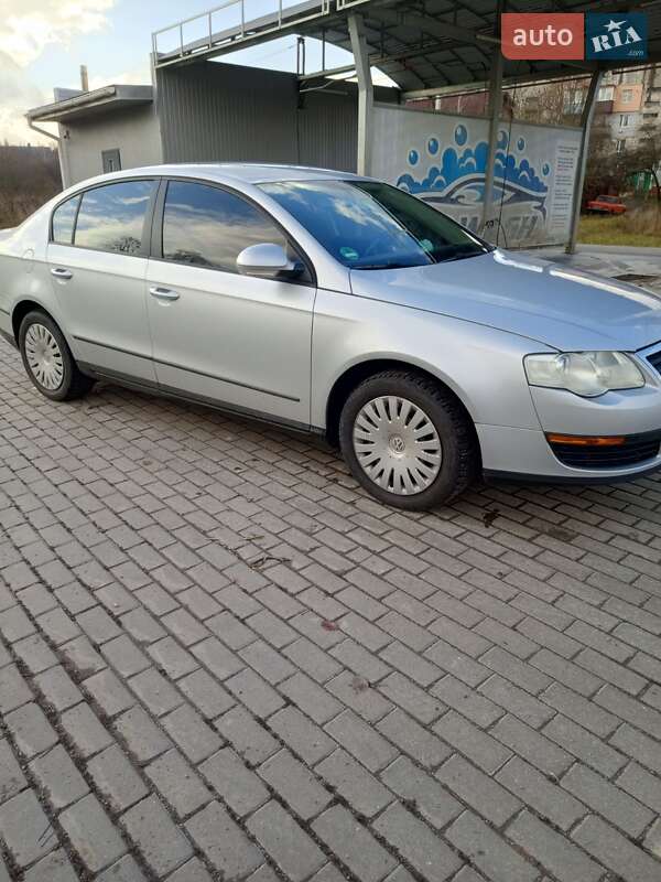 Седан Volkswagen Passat 2005 в Жмеринке