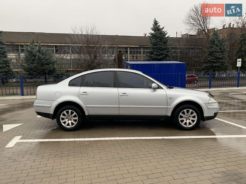 Седан Volkswagen Passat 2003 в Прилуках