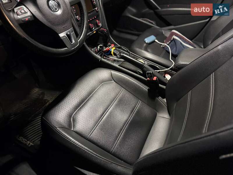 Седан Volkswagen Passat 2015 в Днепре