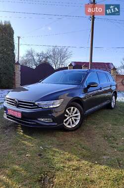 Універсал Volkswagen Passat 2021 в Луцьку