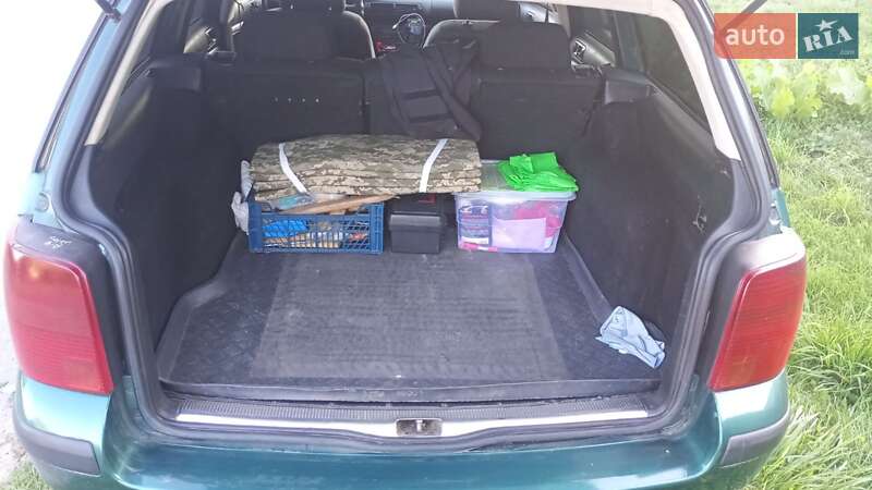 Универсал Volkswagen Passat 2000 в Виннице