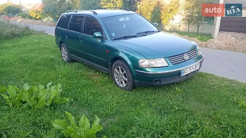 Универсал Volkswagen Passat 2000 в Виннице