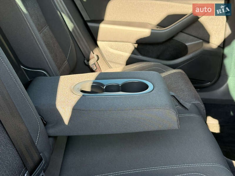 Универсал Volkswagen Passat 2016 в Стрые фото 46 Универсал Volkswagen Passat 2016 в Стрые